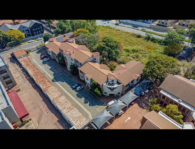 162M² OFFICE FOR SALE IN FERNDALE